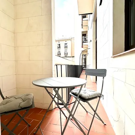 Daire Serra House Premium Barselona